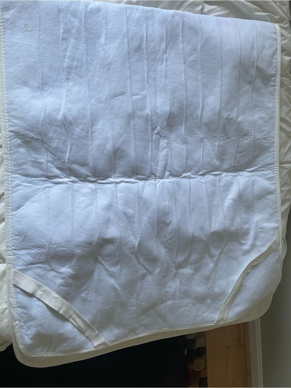 White Electric Heated Mattress Pad with Controller
